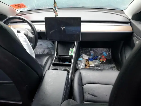 5YJ3E1EBXJF066685 2018 TESLA MODEL 3 - Image 8