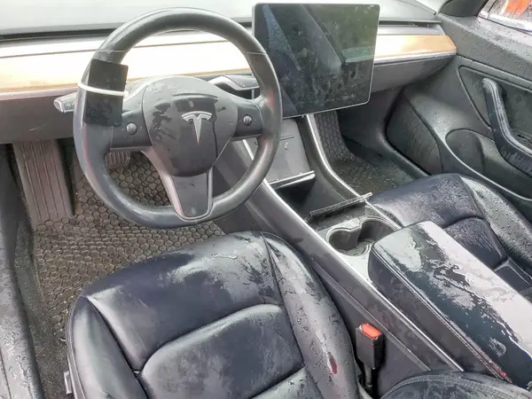 5YJ3E1EBXJF067304 2018 TESLA MODEL 3 - Image 8
