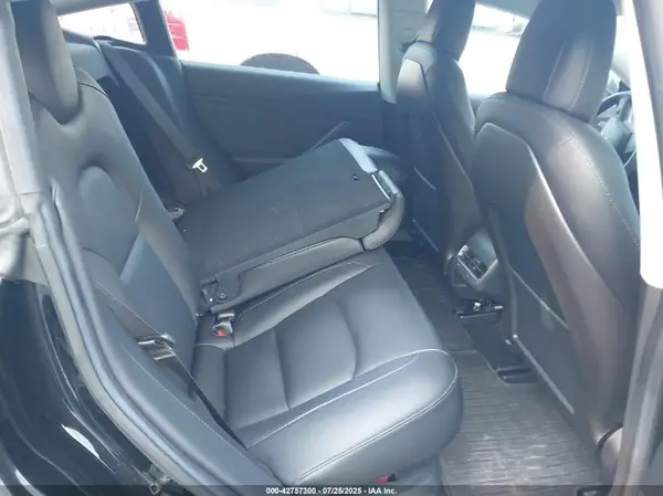 5YJ3E1EBXJF068470 2018 TESLA MODEL 3 - Image 8