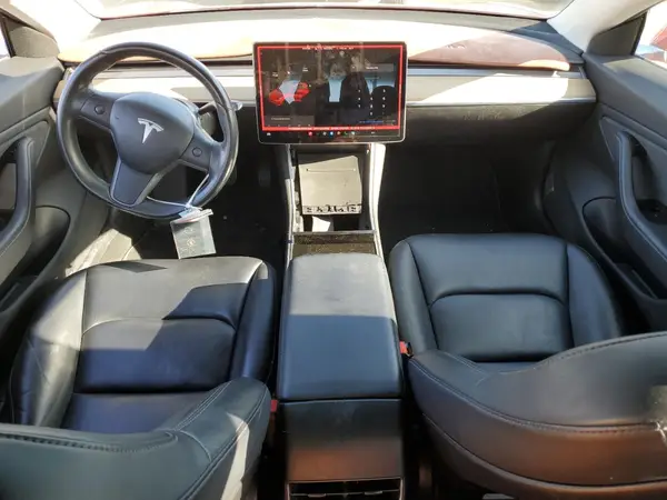 5YJ3E1EBXJF070025 2018 TESLA MODEL 3 - Image 8