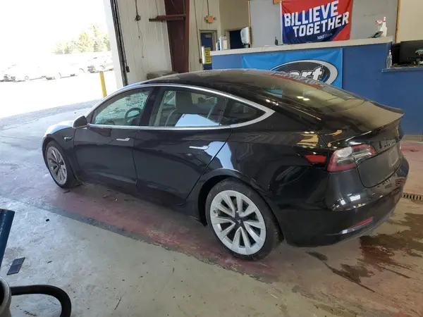 5YJ3E1EBXJF071630 2018 TESLA MODEL 3 - Image 2