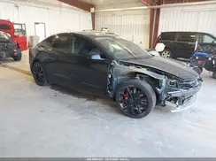 5YJ3E1EBXJF071689 2018 TESLA MODEL 3