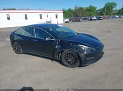 5YJ3E1EBXJF072437 2018 TESLA MODEL 3