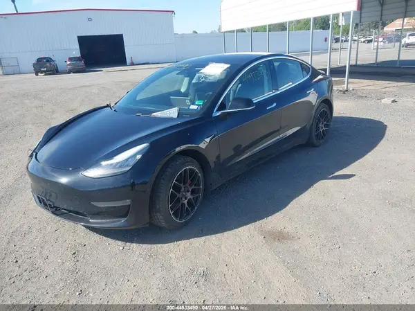 5YJ3E1EBXJF072437 2018 TESLA MODEL 3 - Image 2