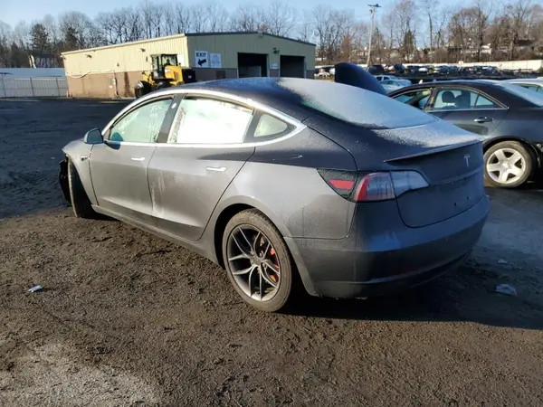 5YJ3E1EBXJF072969 2018 TESLA MODEL 3 - Image 2