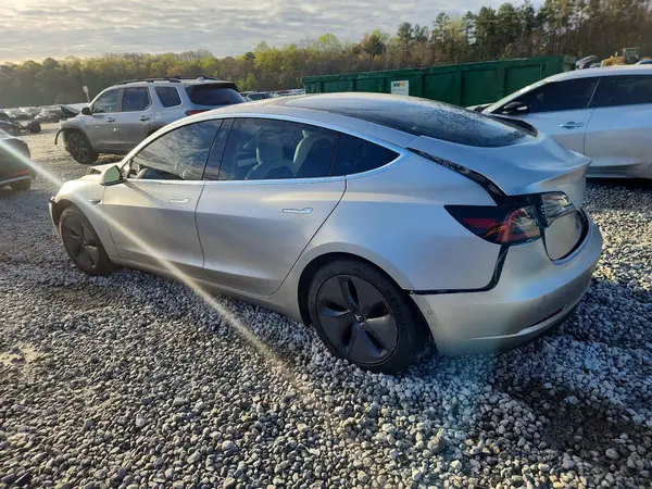 5YJ3E1EBXJF074821 2018 TESLA MODEL 3 - Image 2