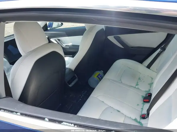 5YJ3E1EBXJF075175 2018 TESLA MODEL 3 - Image 8