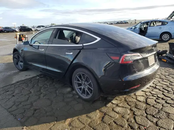 5YJ3E1EBXJF077167 2018 TESLA MODEL 3 - Image 2