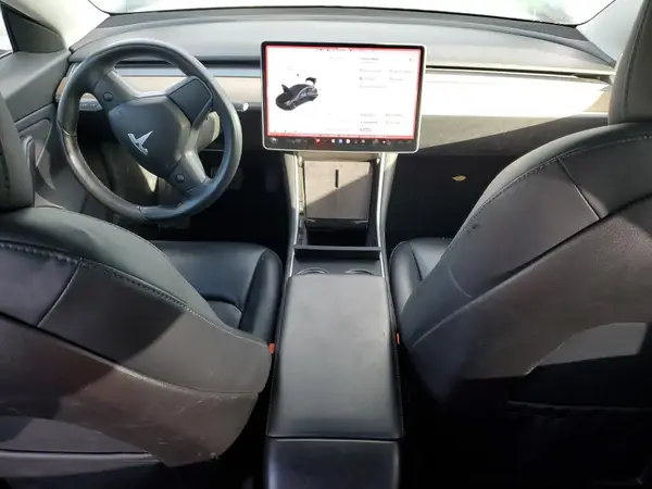 5YJ3E1EBXJF077167 2018 TESLA MODEL 3 - Image 8