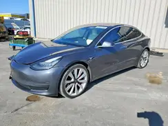 5YJ3E1EBXJF079372 2018 TESLA MODEL 3