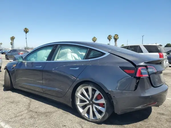 5YJ3E1EBXJF079405 2018 TESLA MODEL 3 - Image 2