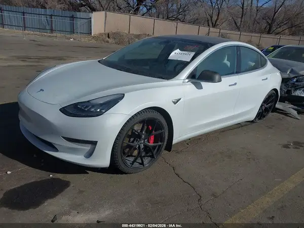 5YJ3E1EBXJF081607 2018 TESLA MODEL 3 - Image 2