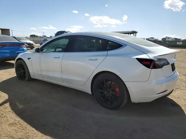 5YJ3E1EBXJF082286 2018 TESLA MODEL 3 - Image 2