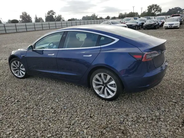 5YJ3E1EBXJF088217 2018 TESLA MODEL 3 - Image 2
