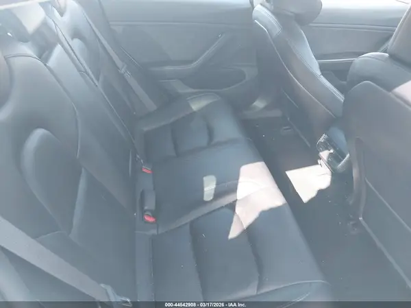 5YJ3E1EBXJF088959 2018 TESLA MODEL 3 - Image 8