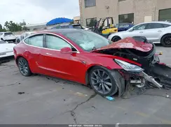 5YJ3E1EBXJF091666 2018 TESLA MODEL 3