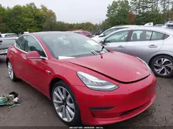 5YJ3E1EBXJF091716 2018 TESLA MODEL 3