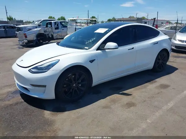 5YJ3E1EBXJF092171 2018 TESLA MODEL 3 - Image 2