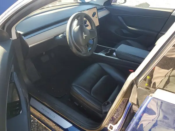5YJ3E1EBXJF093627 2018 TESLA MODEL 3 - Image 8