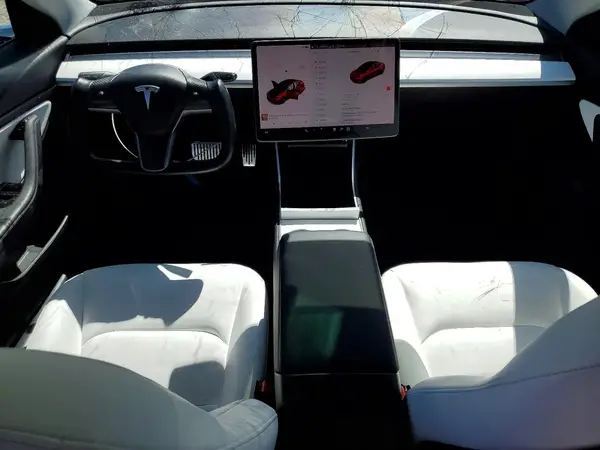 5YJ3E1EBXJF096351 2018 TESLA MODEL 3 - Image 8