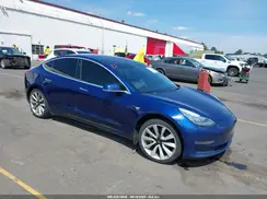 5YJ3E1EBXJF097855 2018 TESLA MODEL 3