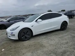 5YJ3E1EBXJF100172 2018 TESLA MODEL 3