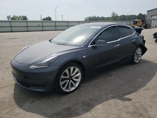 5YJ3E1EBXJF100415 2018 TESLA MODEL 3 - Image 1