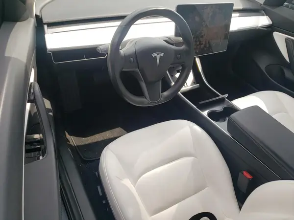 5YJ3E1EBXJF100415 2018 TESLA MODEL 3 - Image 8