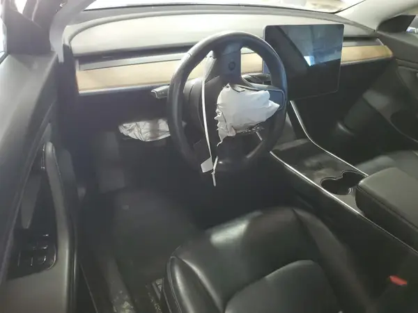 5YJ3E1EBXJF104237 2018 TESLA MODEL 3 - Image 8