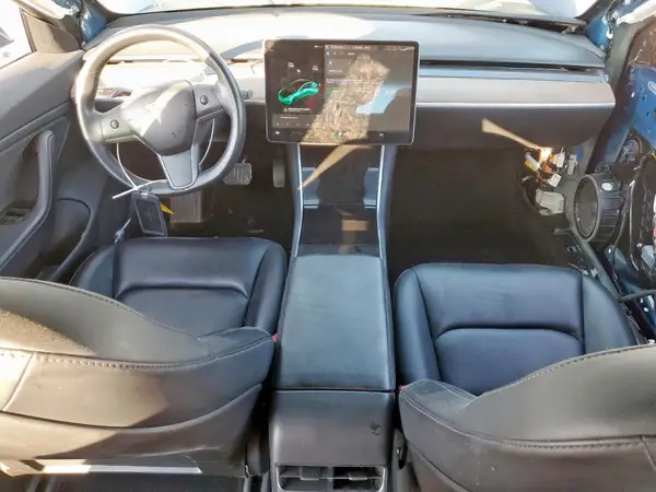 5YJ3E1EBXJF105209 2018 TESLA MODEL 3 - Image 8