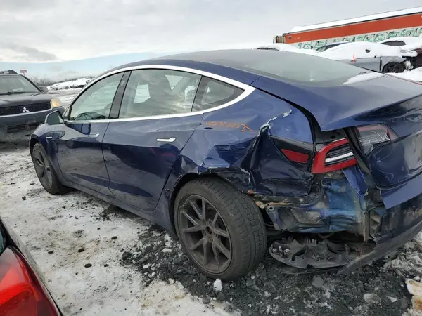 5YJ3E1EBXJF108725 2018 TESLA MODEL 3 - Image 2