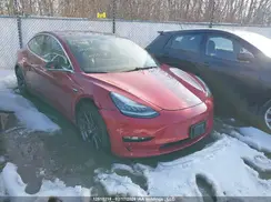 5YJ3E1EBXJF109583 2018 TESLA MODEL 3