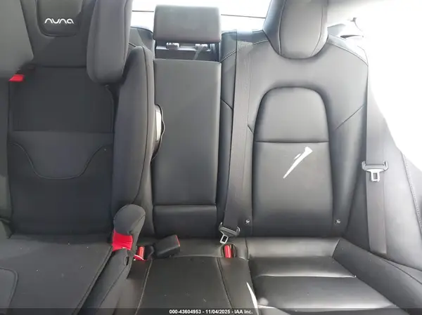 5YJ3E1EBXJF111642 2018 TESLA MODEL 3 - Image 8