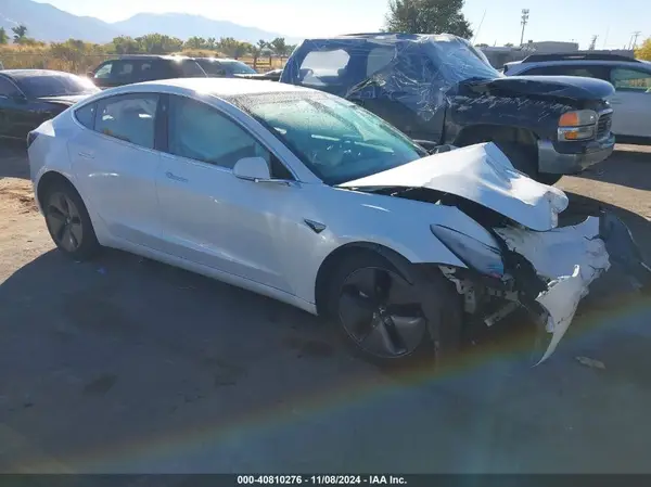 5YJ3E1EBXJF112953 2018 TESLA MODEL 3 - Image 1