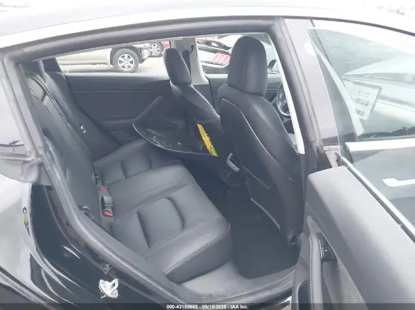 5YJ3E1EBXJF113097 2018 TESLA MODEL 3 - Image 8