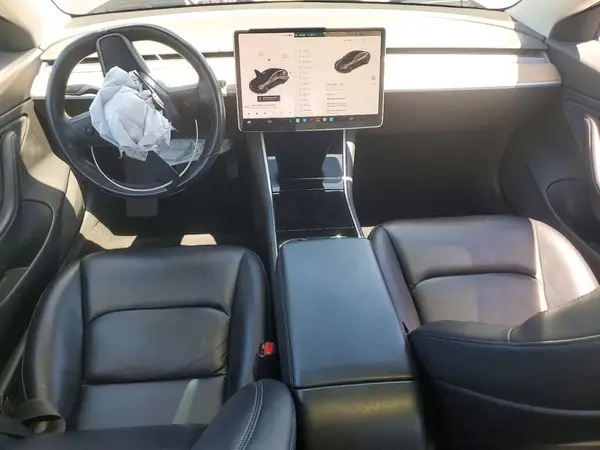 5YJ3E1EBXJF113780 2018 TESLA MODEL 3 - Image 8