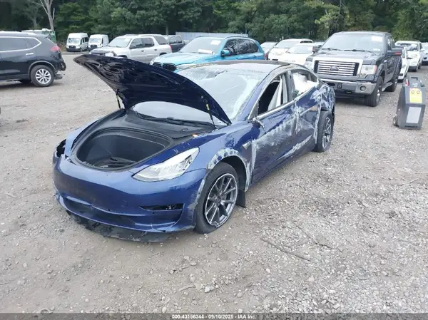 5YJ3E1EBXJF115285 2018 TESLA MODEL 3 - Image 2