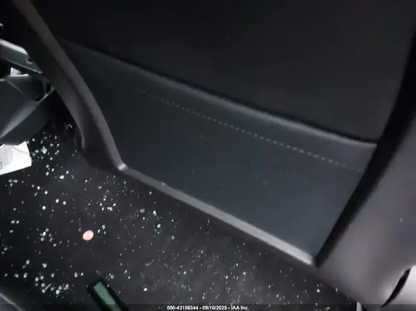 5YJ3E1EBXJF115285 2018 TESLA MODEL 3 - Image 8