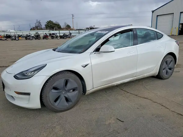 5YJ3E1EBXJF115478 2018 TESLA MODEL 3 - Image 1