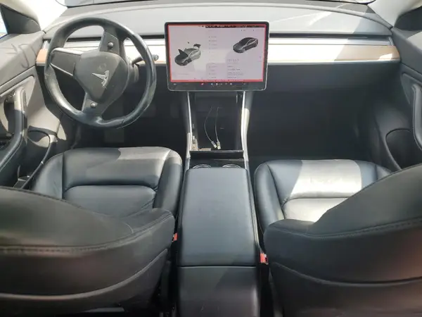5YJ3E1EBXJF116498 2018 TESLA MODEL 3 - Image 8