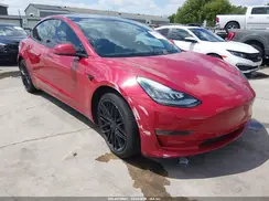 5YJ3E1EBXJF117182 2018 TESLA MODEL 3