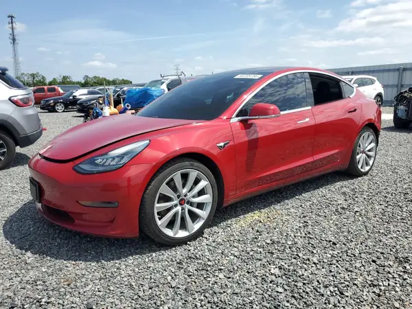 5YJ3E1EBXJF117215 2018 TESLA MODEL 3 - Image 1