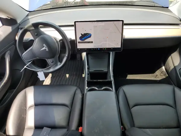 5YJ3E1EBXJF120194 2018 TESLA MODEL 3 - Image 8
