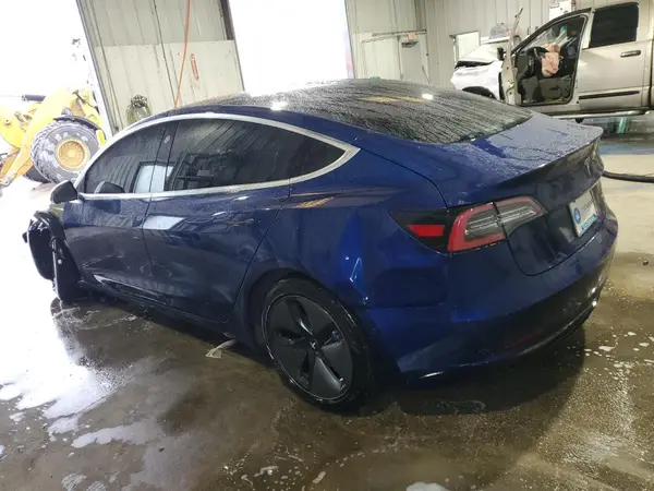 5YJ3E1EBXJF120356 2018 TESLA MODEL 3 - Image 2