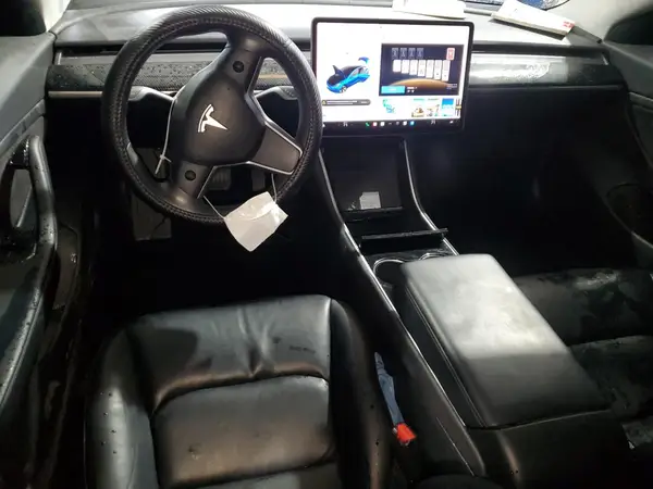 5YJ3E1EBXJF120356 2018 TESLA MODEL 3 - Image 8