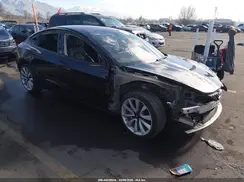5YJ3E1EBXJF120924 2018 TESLA MODEL 3