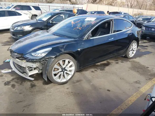 5YJ3E1EBXJF120924 2018 TESLA MODEL 3 - Image 2