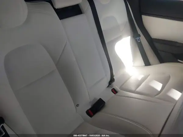 5YJ3E1EBXJF122799 2018 TESLA MODEL 3 - Image 8