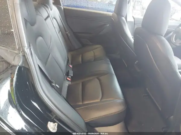 5YJ3E1EBXJF127632 2018 TESLA MODEL 3 - Image 8