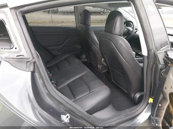 5YJ3E1EBXJF129087 2018 TESLA MODEL 3 - Image 8